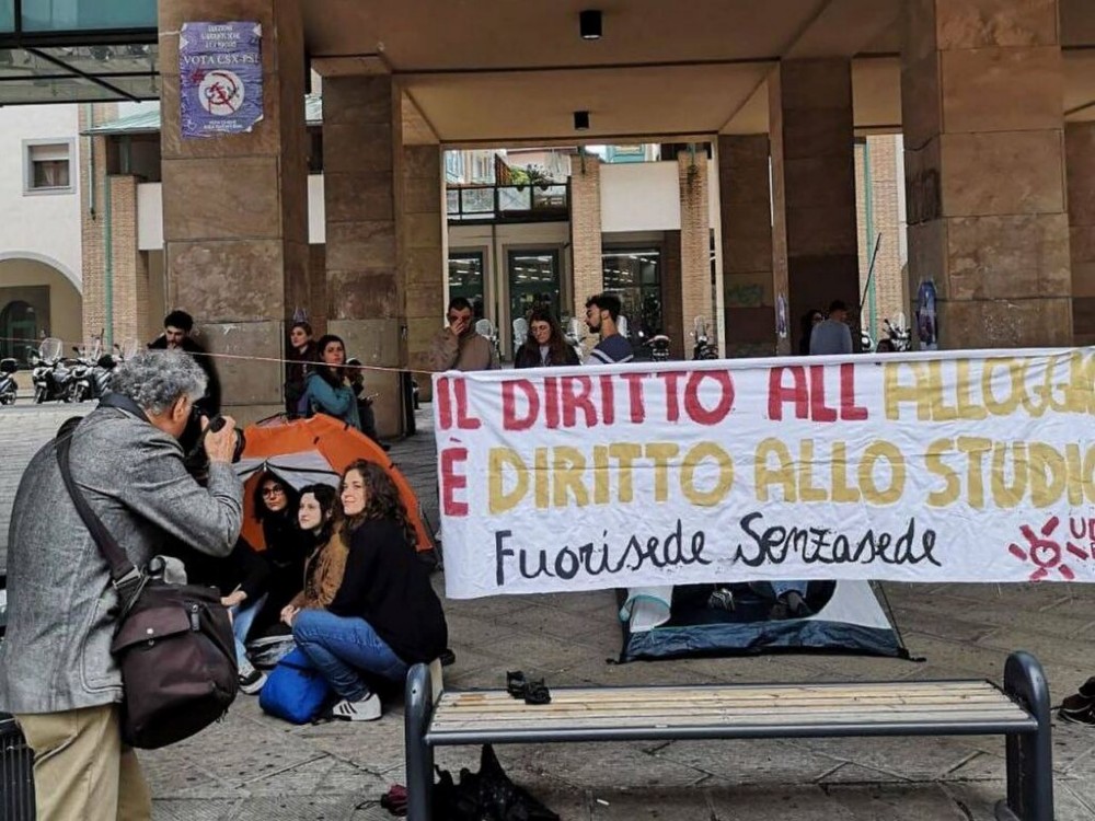Proteste per il caro affitti: studiare è un diritto o un privilegio?