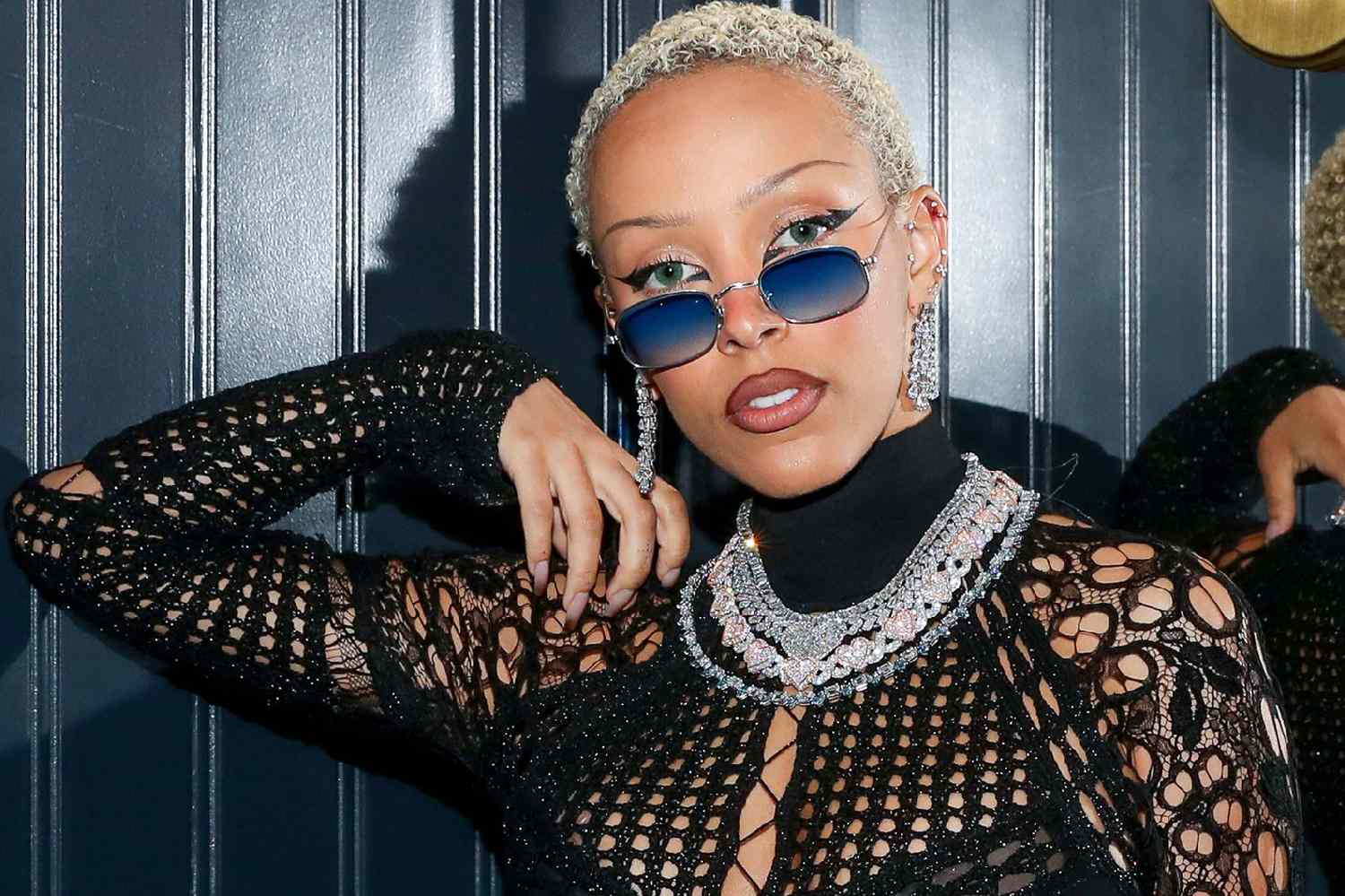 Solo un’altra presa in giro?: Scarlet, l’ultimo album di Doja Cat
