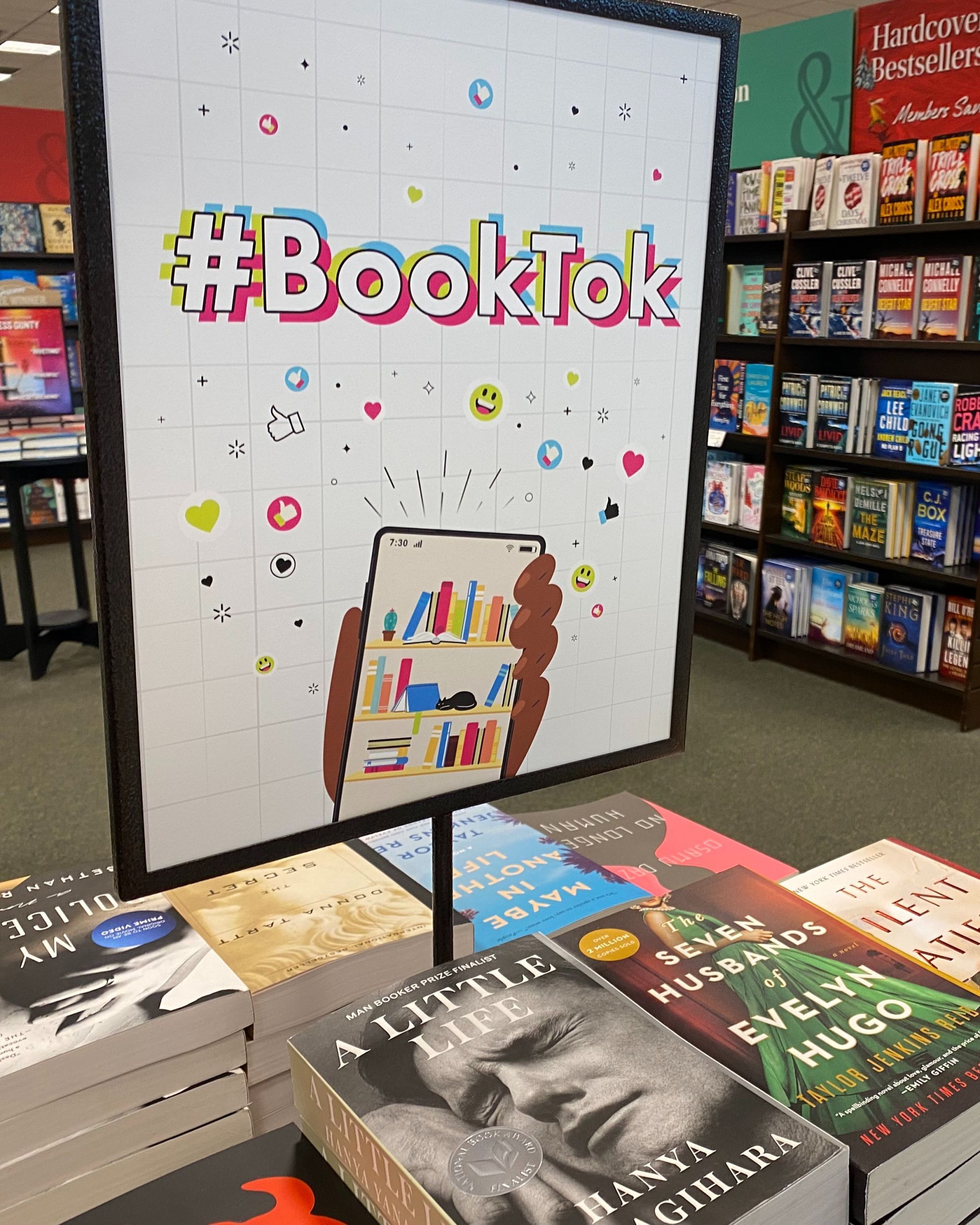 BookTok: la fine o l’inizio della letteratura odierna?