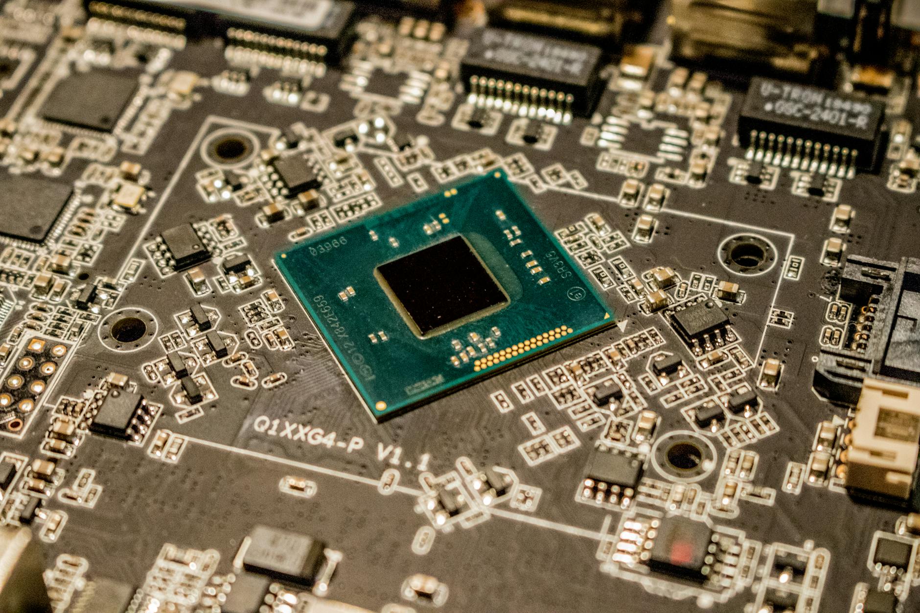 Tensioni tra Cina e USA: ha inizio la guerra dei chip?