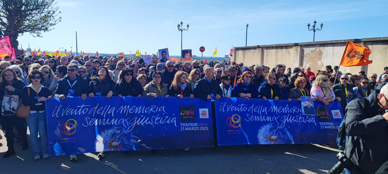 Libera ricorda le vittime delle mafie: in 50 mila in corteo a Trapani