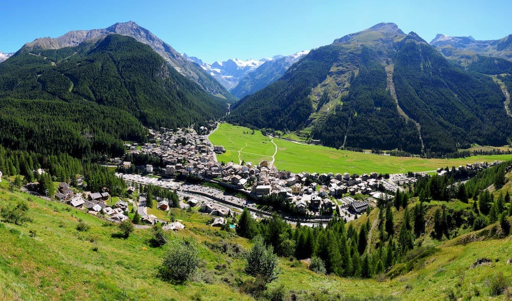 2350 meters up in one day – Hiking trip  