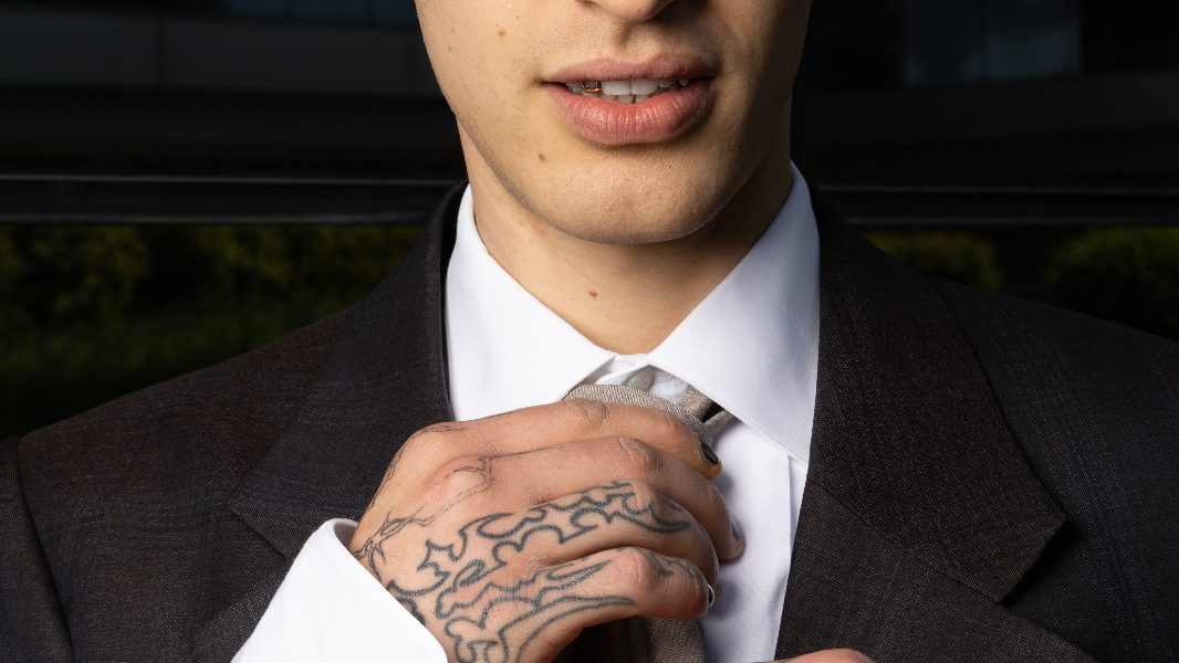Campus clash: il punk incontra il preppy