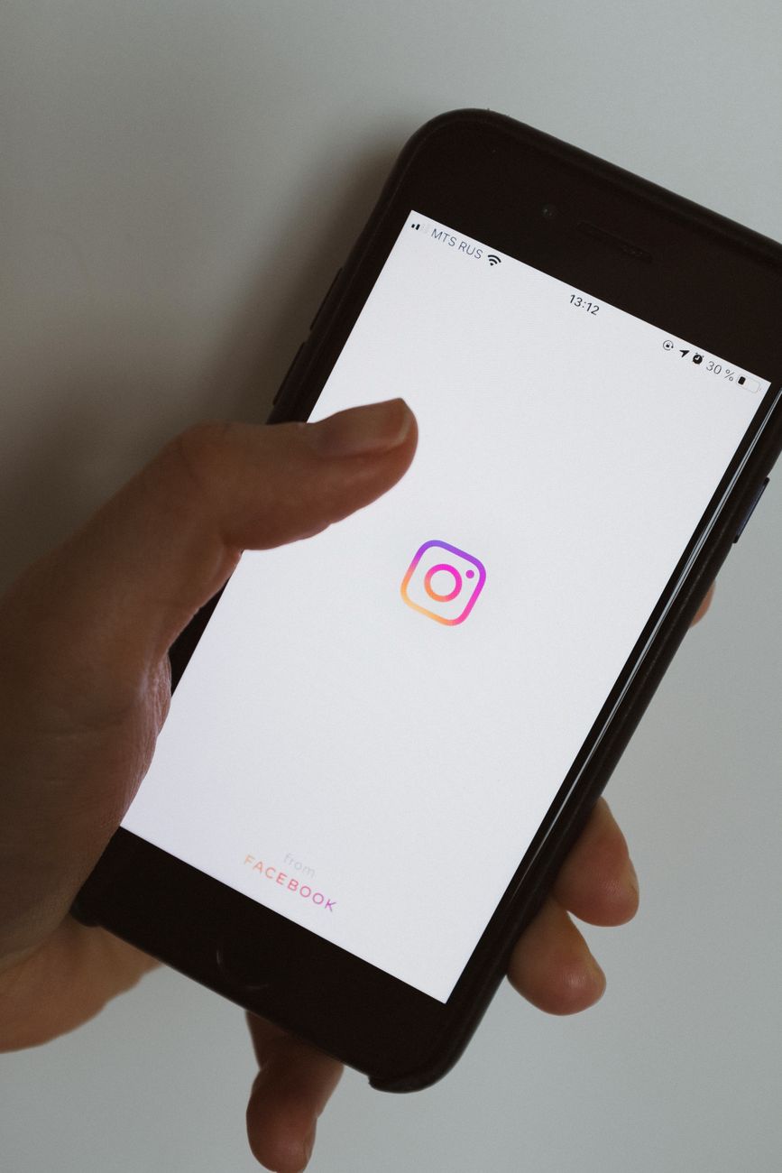 Processo contro Meta: i social creano dipendenza?